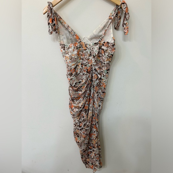 Asymmetrical Draped Pretty Little Thing floral Dress size 2 - Picture 4 of 6